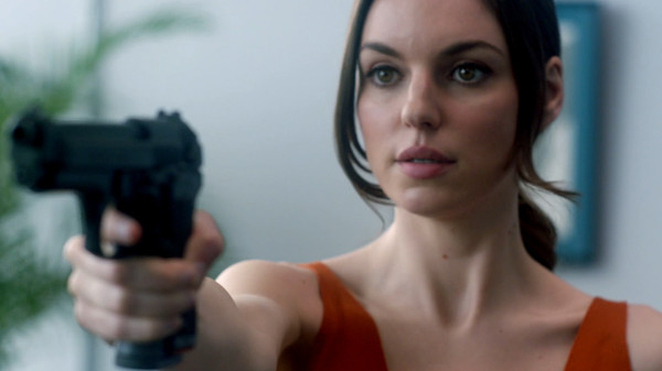 Скриншот из The Complex