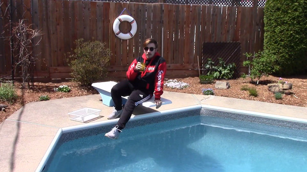 Скриншот из Each Sale I Drink a Glass of Water : The Game