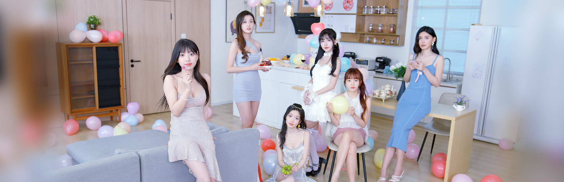 哎呦!这么多美女呀!