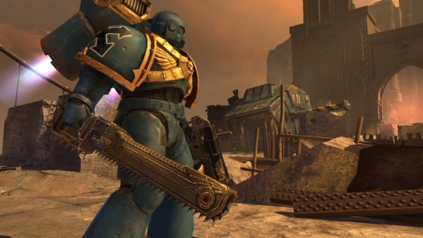 Скриншот из Warhammer 40,000: Space Marine - Golden Relic Chainsword