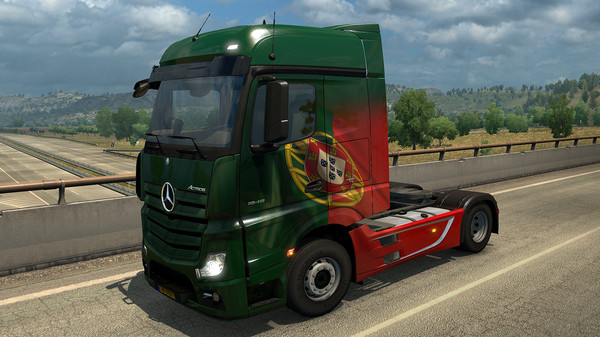 Скриншот из Euro Truck Simulator 2 - Portuguese Paint Jobs Pack