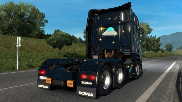 Скриншот из Euro Truck Simulator 2 - Space Paint Jobs Pack