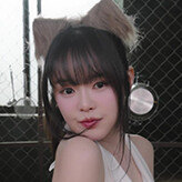 Soseo is suspicious. achievement icon for Beauties and the Stranded