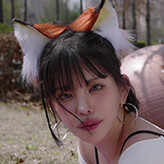 Nana is suspicious. achievement icon for Beauties and the Stranded