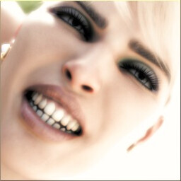 Joanne achievement icon for Hot Property